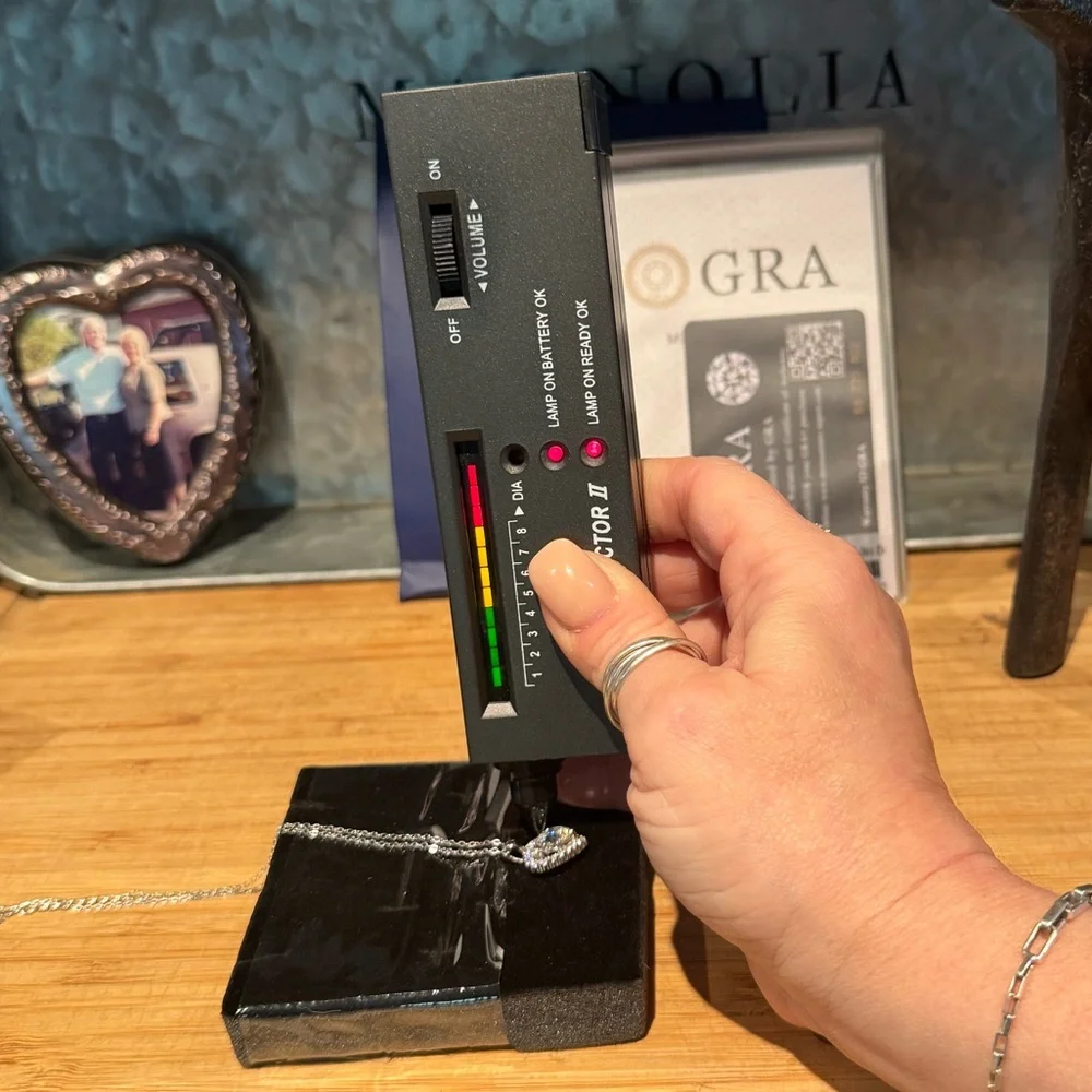 #270 Over 2 ctw heart halo Moissanite gift ready necklace - Picture 8 of 9